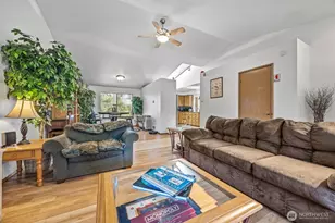 16119 13th Ave Ct E, Tacoma, WA 98445 - Photo 6