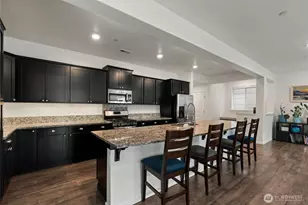 610 Meadowwood Dr SW, Olympia, WA 98502 - Photo 10