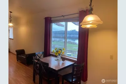 18350 E State Route 3 #Upper, Allyn, WA 98524 - Photo 8