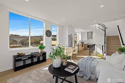 3421 Albion Place N, Seattle, WA 98103 - Photo 4