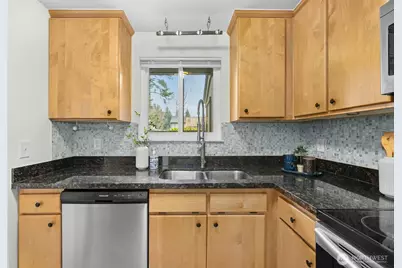 10002 NE 138th Place #T1, Kirkland, WA 98034 - Photo 14