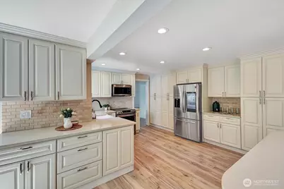 14616 181st Place NE, Woodinville, WA 98072 - Photo 10