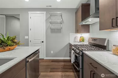 13416 186th Avenue E, Bonney Lake, WA 98391 - Photo 12