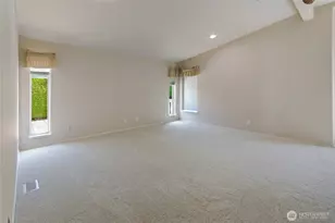 6110 91st St E, Puyallup, WA 98371 - Photo 10