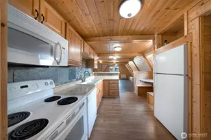 672 SE Mount Olympus Ave, Ocean Shores, WA 98569 - Photo 38