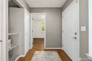 4505 7th St SE, Puyallup, WA 98374 - Photo 2