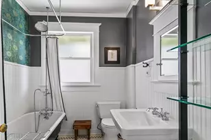 1714 E Highland Dr, Seattle, WA 98112 - Photo 18