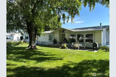 6997 Bacon Lane NE, Moses Lake, WA 98837 - Photo 1