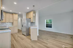 3241 S 181st Pl, SeaTac, WA 98188 - Photo 12