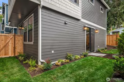 1919 3rd Street, Kirkland, WA 98033 - Photo 24