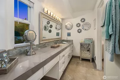 1616 175th Place SE, Bothell, WA 98012 - Photo 12