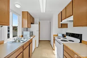 17513 6 Ave Ct E, Spanaway, WA 98387 - Photo 10