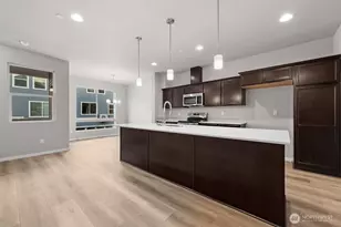 7027 Rainier Dr, Everett, WA 98203 - Photo 12