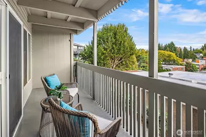 7064 35th Avenue NE #13, Seattle, WA 98115 - Photo 16