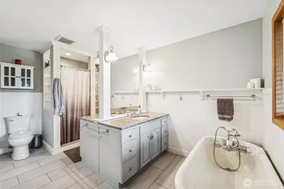 24132 S Lake Roesiger Road, Snohomish, WA 98290 - Photo 14