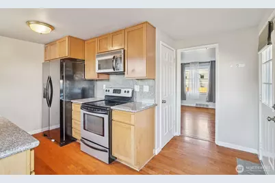 1315 N 85th Street, Seattle, WA 98103 - Photo 6