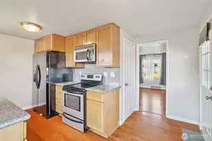 1315 N 85th St, Seattle, WA 98103 - Photo 6