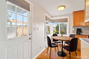 1315 N 85th St, Seattle, WA 98103 - Photo 8