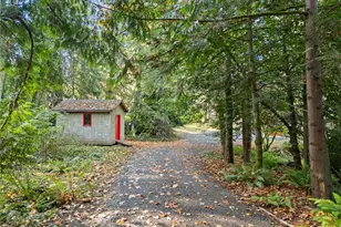 14855 Phelps Rd NE, Bainbridge Island, WA 98110 - Photo 4