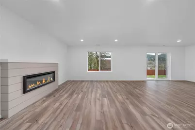 691 Salzer Creek Drive, Centralia, WA 98531 - Photo 6