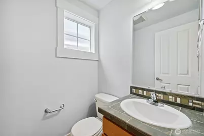 8403 8th Avenue NW #B, Seattle, WA 98117 - Photo 8