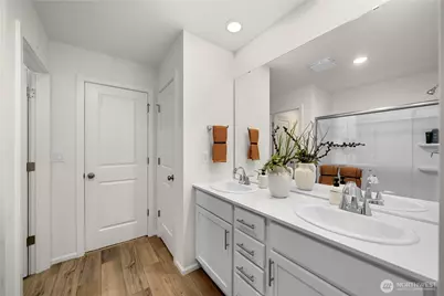 1365 Salzer Creek Drive, Centralia, WA 98531 - Photo 14