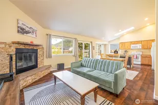 3001 Green Valley Dr, Maple Falls, WA 98266 - Photo 2