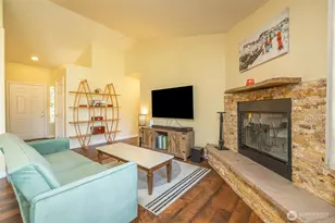 3001 Green Valley Dr, Maple Falls, WA 98266 - Photo 4