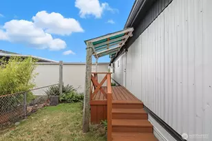 300 SW 7th Ave, Battle Ground, WA 98604 - Photo 16