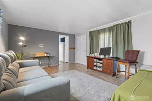 300 SW 7th Ave, Battle Ground, WA 98604 - Photo 4