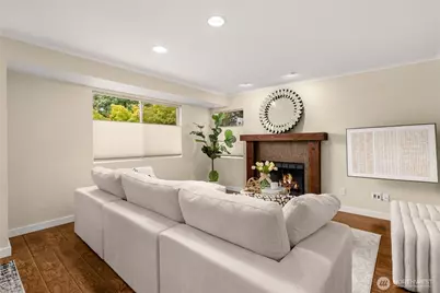 4139 178th Lane SE #1, Bellevue, WA 98008 - Photo 2