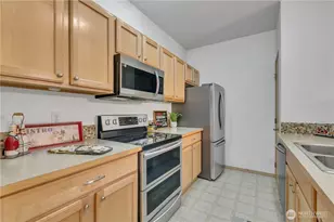 3012 SE 8th Pl, Renton, WA 98058 - Photo 10