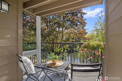 820 Cady Road #J206, Everett, WA 98203 - Photo 4