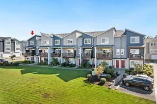 17425 118th Ave Ct E, Puyallup, WA 98374 - Photo 2