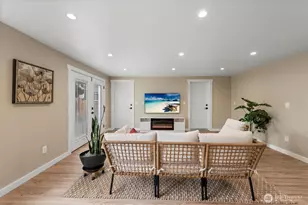 6709 Aurora Ave N, Seattle, WA 98103 - Photo 10