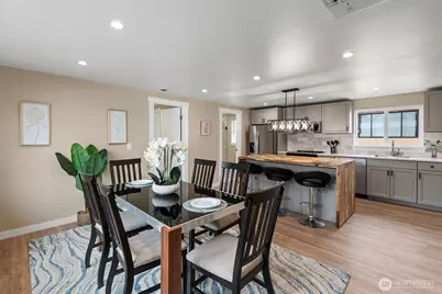 6709 Aurora Avenue N, Seattle, WA 98103 - Photo 12