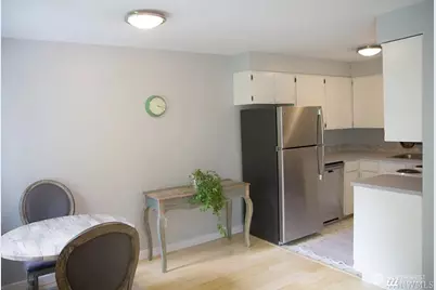 230 SW Clark Street #C302, Issaquah, WA 98027 - Photo 4