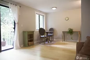 230 SW Clark St, Issaquah, WA 98027 - Photo 2
