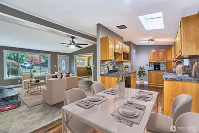 18228 118th Avenue SE, Renton, WA 98058 - Photo 12