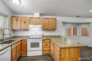 2722 178th Pl NE, Marysville, WA 98271 - Photo 8