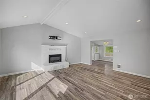 1251 S 230th St, Des Moines, WA 98198 - Photo 2