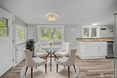 1251 S 230th Street, Des Moines, WA 98198 - Photo 10