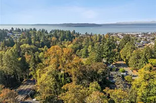 1251 S 230th St, Des Moines, WA 98198 - Photo 26