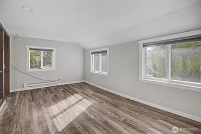 1251 S 230th Street, Des Moines, WA 98198 - Photo 30
