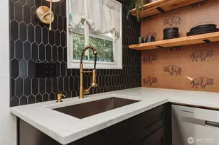 2608 S Washington St, Port Angeles, WA 98362 - Photo 8