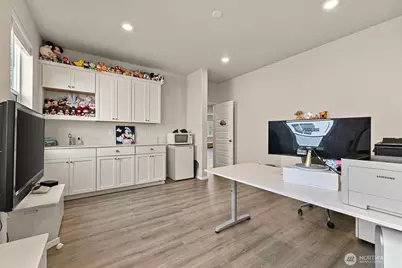 8109 285th Place NW, Stanwood, WA 98292 - Photo 32