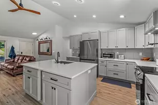 3167 Pacific Way, Longview, WA 98632 - Photo 12