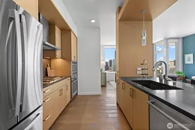 1321 Seneca Street #1507, Seattle, WA 98101 - Photo 8