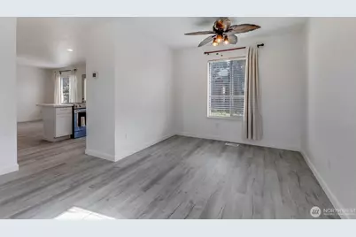 20201 13th Street Ct E, Spanaway, WA 98387 - Photo 24