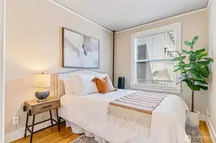 905 NE 43rd St, Seattle, WA 98105 - Photo 14